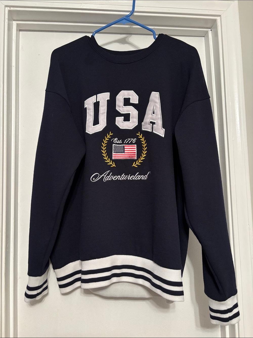 New York Popular USA Embroidered Navy Crewneck Sweatshirt - Adventureland